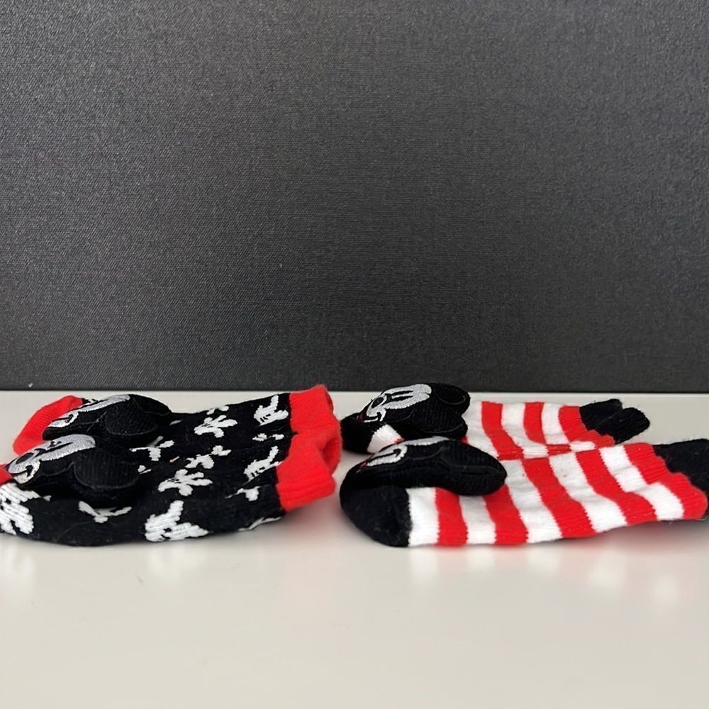 2 pairs of Disney Waddle Rattle Socks - Picture 3 of 3